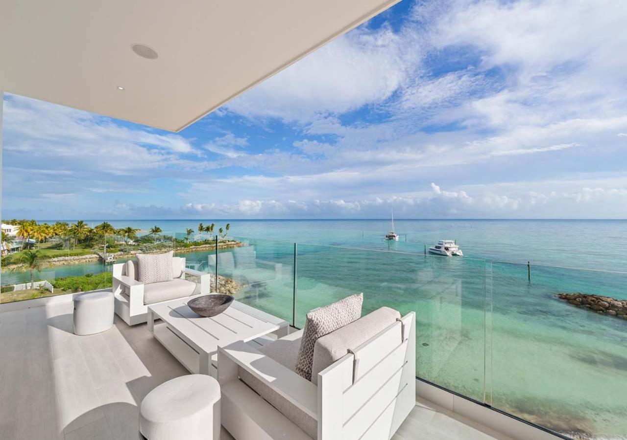 Palm Cay Marina And Resort Nassau Exterior foto